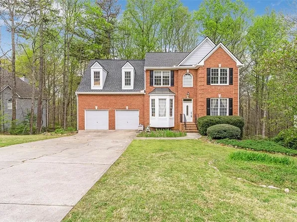 9350 Eagles Landing Dr, Gainesville, GA 30506