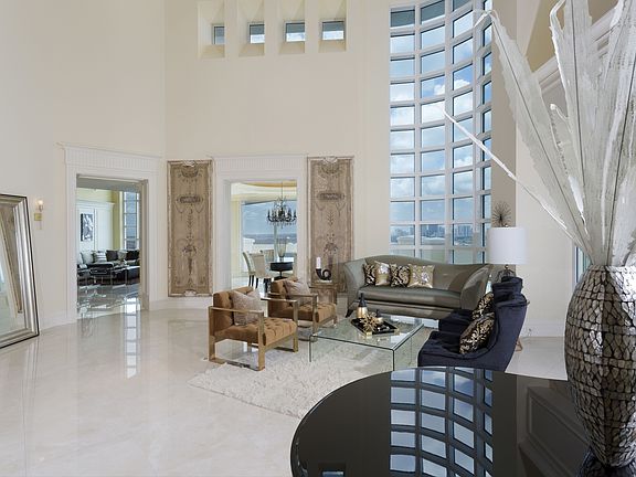 3rd image of 3055 Harbor Dr APT 2201