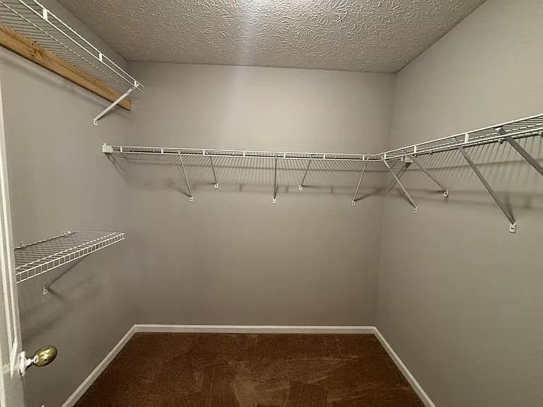 1129 Aqueduct Way — Photo 37