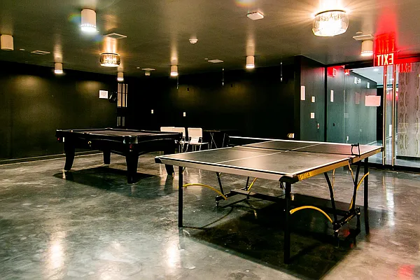 Rented by Nooklyn NYC LLC | media 51