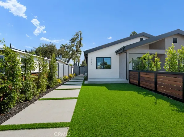 18238 Hartland St, Reseda, CA