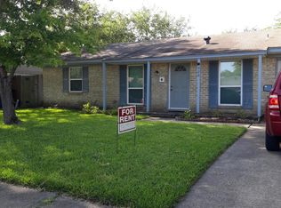 926 Bay Shore Dr, Garland, TX 75040
