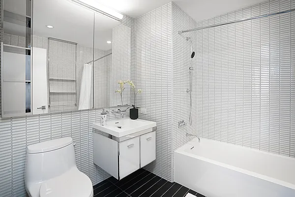 Rented by Nolita Group | media 19