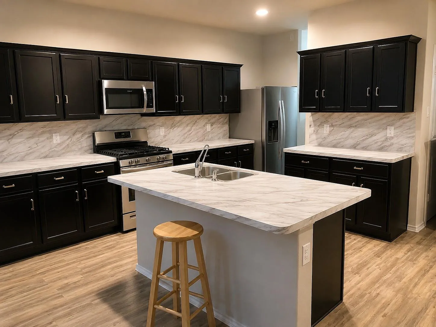 3 bed, 2.0 bath, 1659 sqft, $2,000 — Photo 3