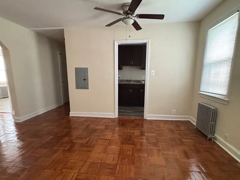 319 Anacostia Rd SE — Photo 9