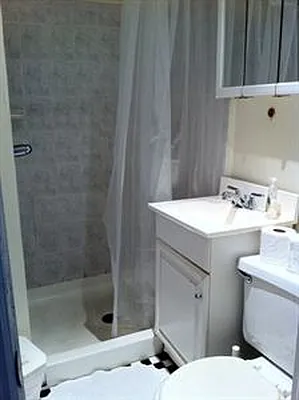 Rented by Douglas Elliman | media 18