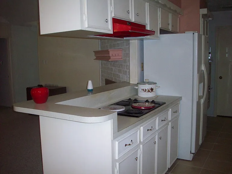4719 Casemont Dr — Photo 7