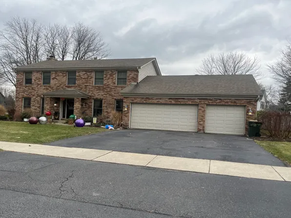 990 Merrimac Cir, Naperville, IL 60540