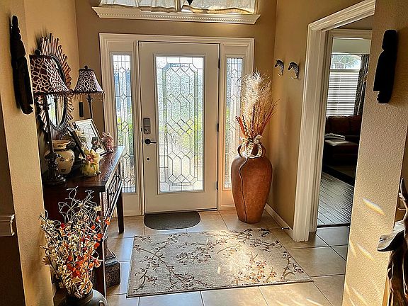 5th image of 2141 Percival Way