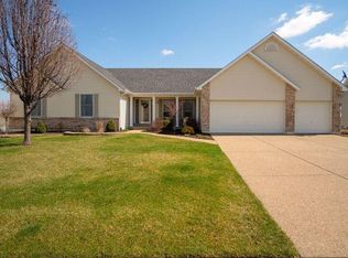 9 London Ct, O'Fallon, MO 63366
