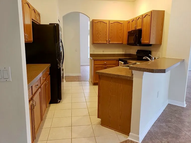 2483 Huron Cir — Photo 13