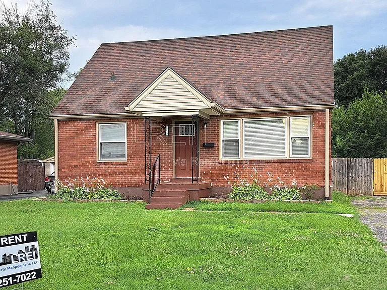 7729 Bluebonnet Rd — Photo 1