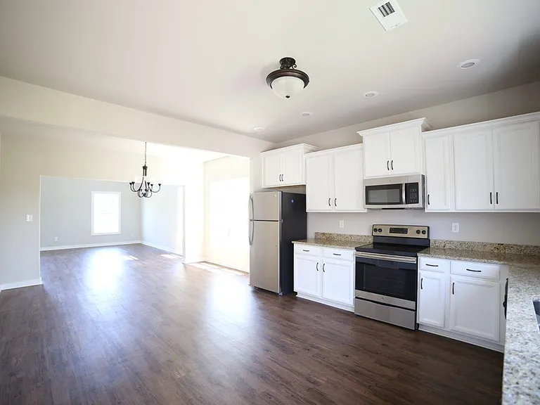 6410 Midtowne Ln NW — Photo 18
