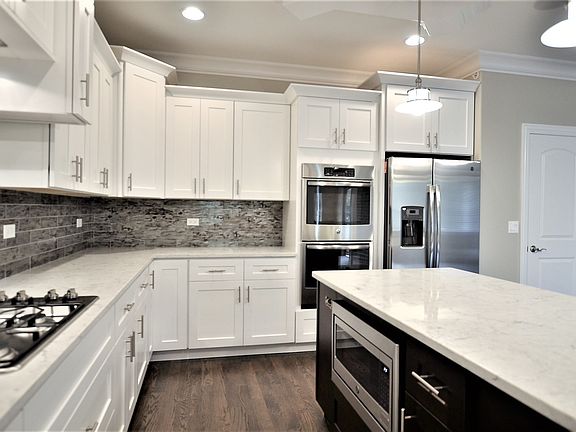 5th image of 1587 Dakota Dr