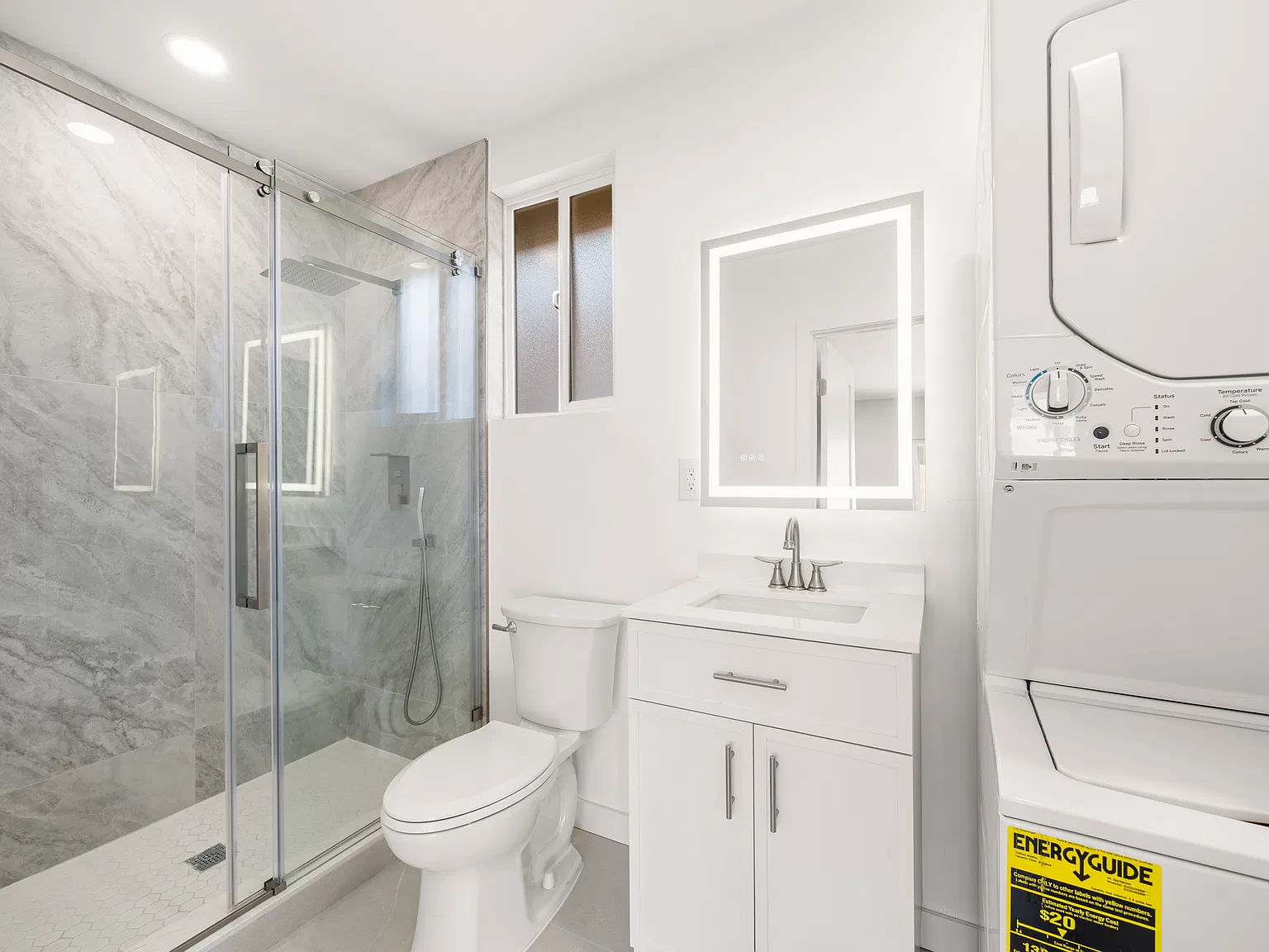Studio, 400 sqft, $1,899 — Photo 2