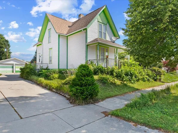 625 Center St, Kewaunee, WI 54216