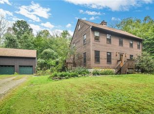 789 Brook Rd, Hampton, CT 06247