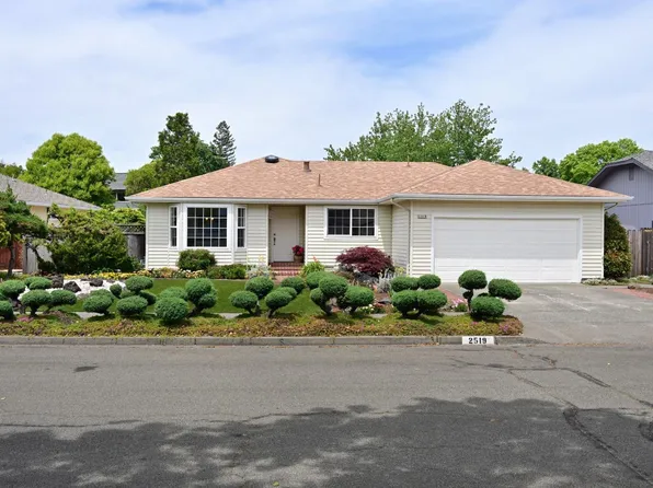 2519 Horseshoe Drive, Santa Rosa, CA 95405