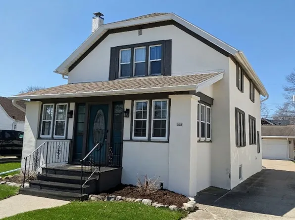 223 Cleveland St, Brillion, WI 54110
