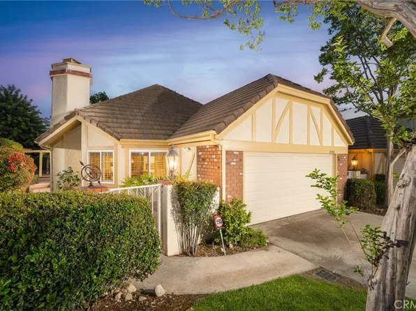 2184 Paris Cir, Upland, CA 91784