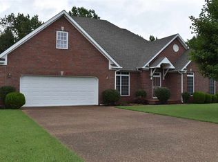 2015 Chickadee Dr, Milan, TN 38358