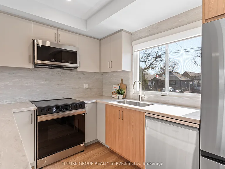 15 Acorn Ave #1 — Photo 15