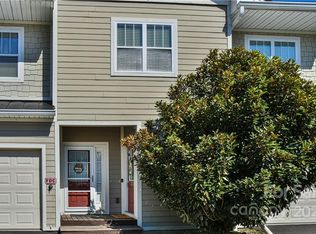 94 Foxden Dr UNIT 201, Fletcher, NC 28732