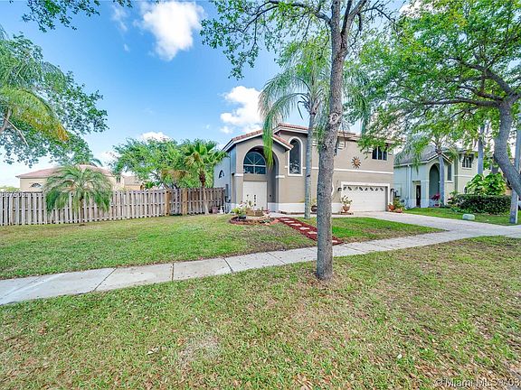 Home For Sale In Rock Creek