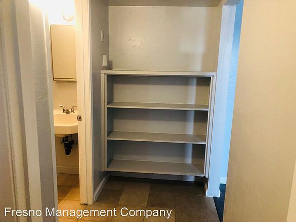 5th image of 2550 N Maroa Ave APT B