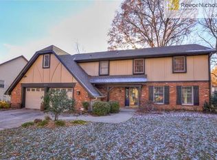 10114 Craig Dr, Overland Park, KS 66212