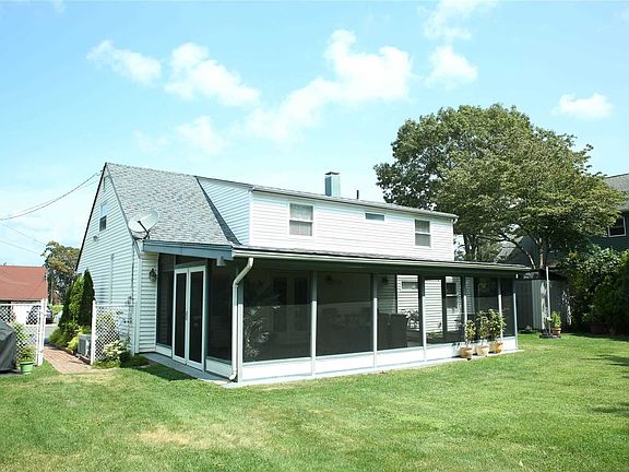 2nd image of 58 Norwood Ave