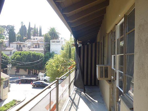 5th image of 2254 N Cahuenga Blvd APT 9