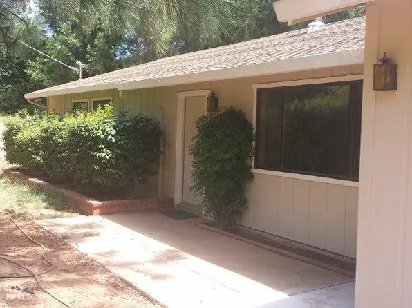 11567 Myrna Dr, Grass Valley, CA 95945