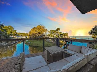 609 Homer St, Tavares, FL 32778