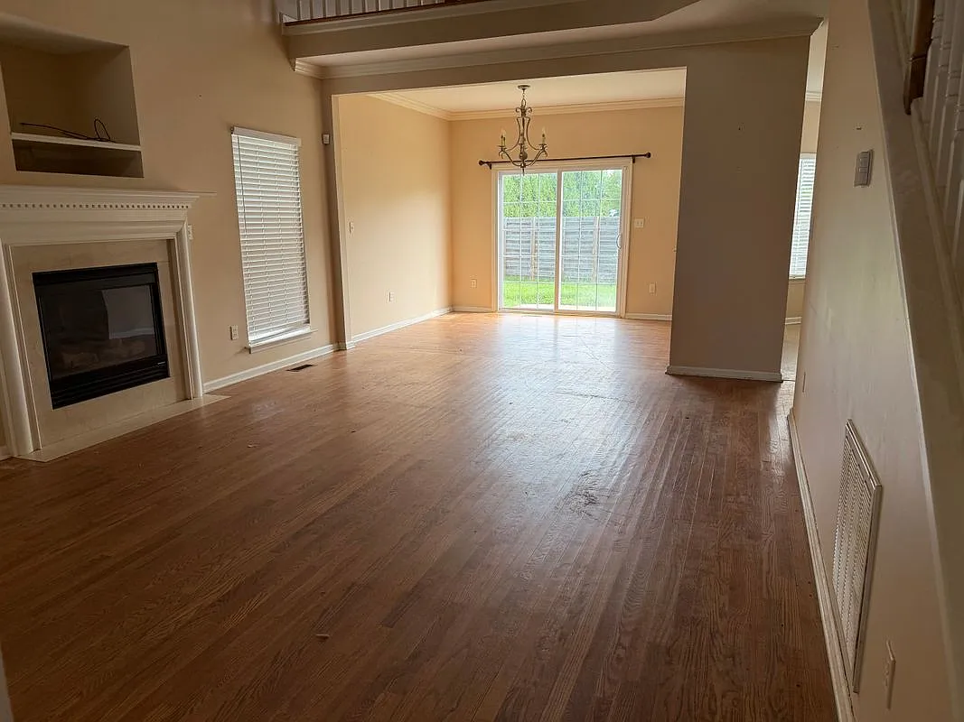 4 bed, 2.5 bath, 1971 sqft, $2,750 — Photo 4