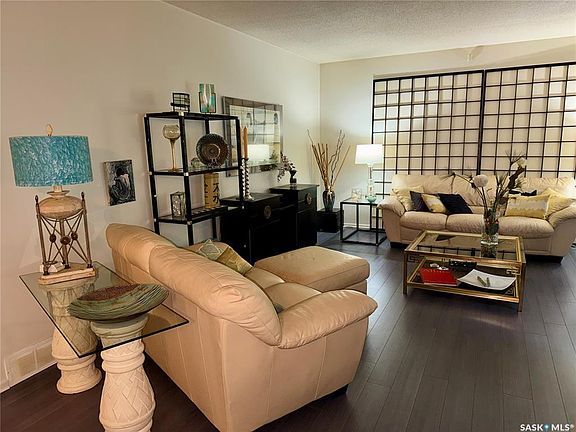 4th image of 42 Spinks DRIVE