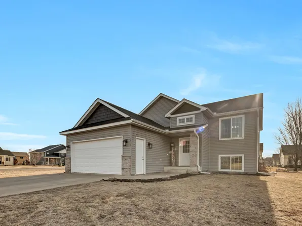 1500 Nuthatch Ave, Sartell, MN 56377