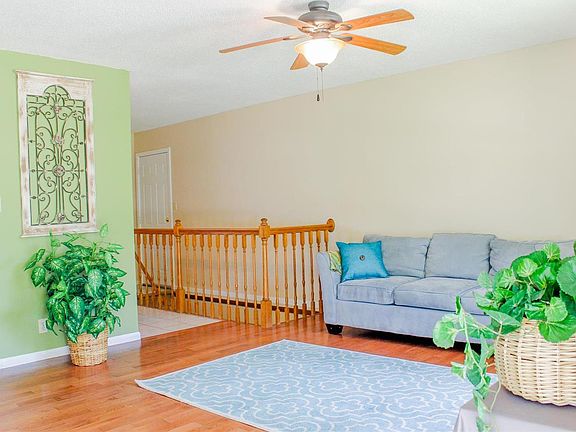 4th image of 1508 Cypress Dr