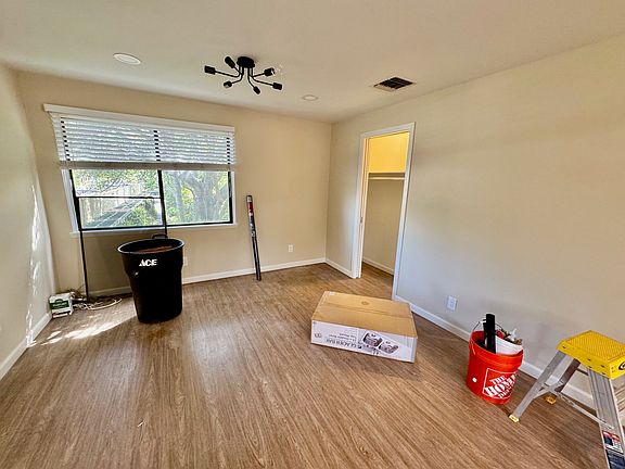 3rd image of 1025 Palm Ave APT 3