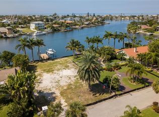 271 Julia Cir S, Saint Pete Beach, FL 33706