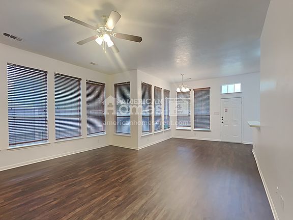 4th image of 1719 Glacier Blue Dr