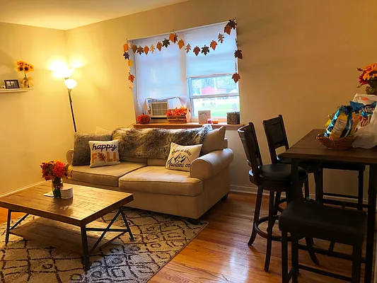 Rented by Prime Realty | media 21
