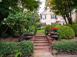 2677 SW Ravensview Dr, Portland, OR 97201