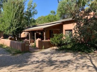 404 Cordoba Ln, Taos, NM 87571