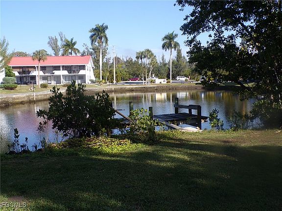 3rd image of 7194 Maida Ln