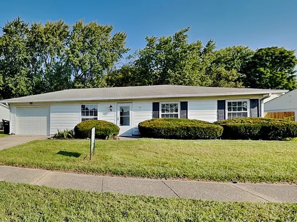 631 Holiday Dr, Fortville, IN 46040