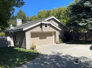 1260 Creek Haven Cir, Reno, NV 89509