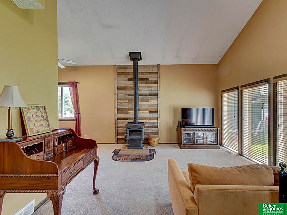 5th image of 805 Vannornam Dr