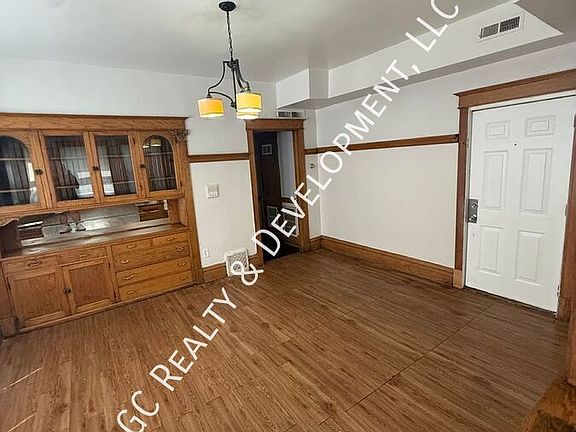 2nd image of 2548-2550 W Washington Blvd Unit 2550-1W