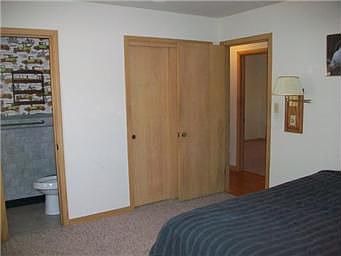 5th image of 7910 Evanston Ave